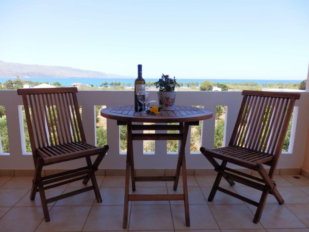 Tavronitis Maro Suites מראה חיצוני תמונה